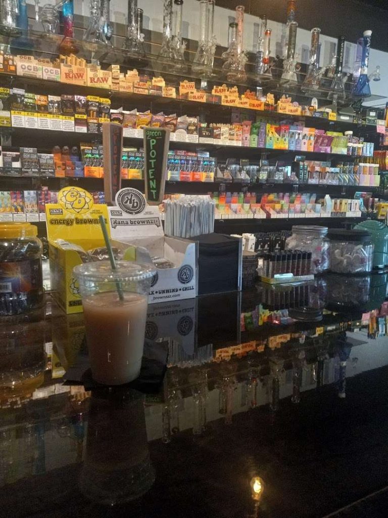Johnny's Smokeshop & Kava Bar