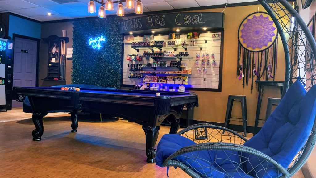 Vapor Bay (Vape Lounge