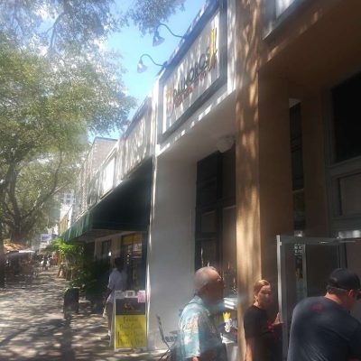 Johnny’s Smokeshop & Kava Bar