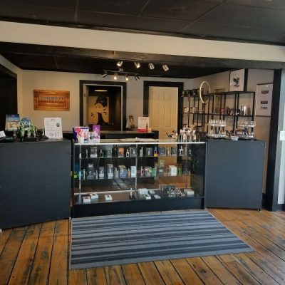 & Kratom Lounge)